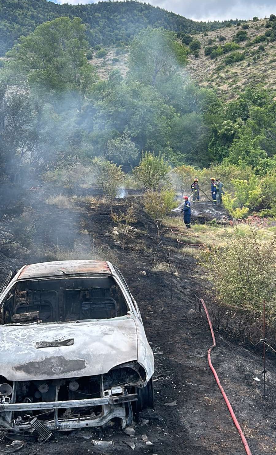 Επί ποδός η Πολιτική Προστασία του Δήμου Κοζάνης για την πυρκαγιά στο Κτένι (Φωτογραφίες)