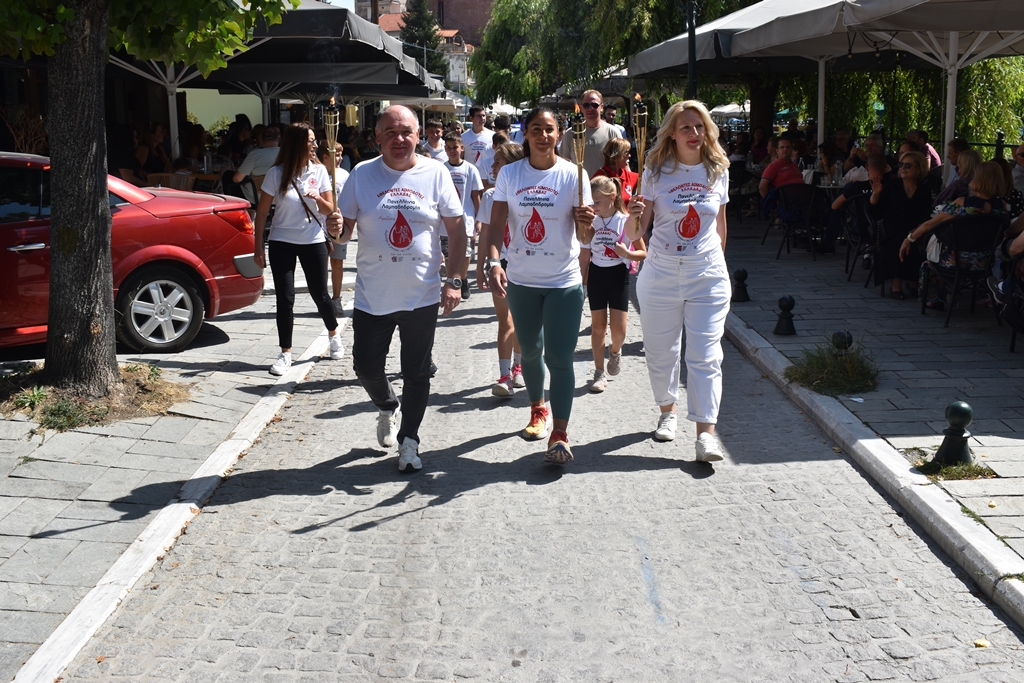 Από τη Φλώρινα πέρασε η 22η Πανελλήνια Λαμπαδηδρομία Εθελοντών Αιμοδοτών (φωτογραφίες)