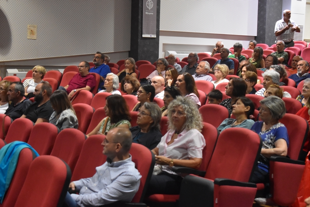 Με την προβολή του ντοκιμαντέρ «Φλώρινα: Όψεις του 20ου αιώνα» συνεχίστηκε το “Πολιτιστικό Καλοκαίρι” του Δήμου Φλώρινας