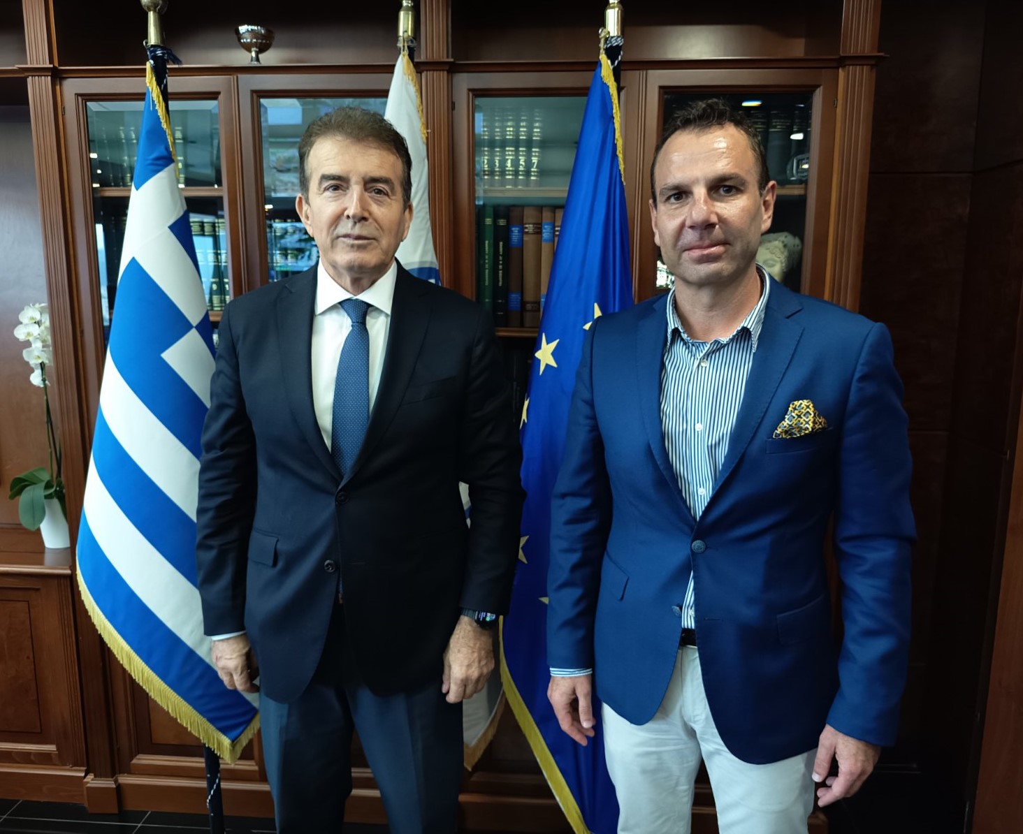 Συναντήσεις του Δημάρχου Καστοριάς στην Αθήνα με τους Υπουργούς Προστασίας του Πολίτη και Παιδείας, τον Δήμαρχο Πειραιά και θεσμικούς φορείς