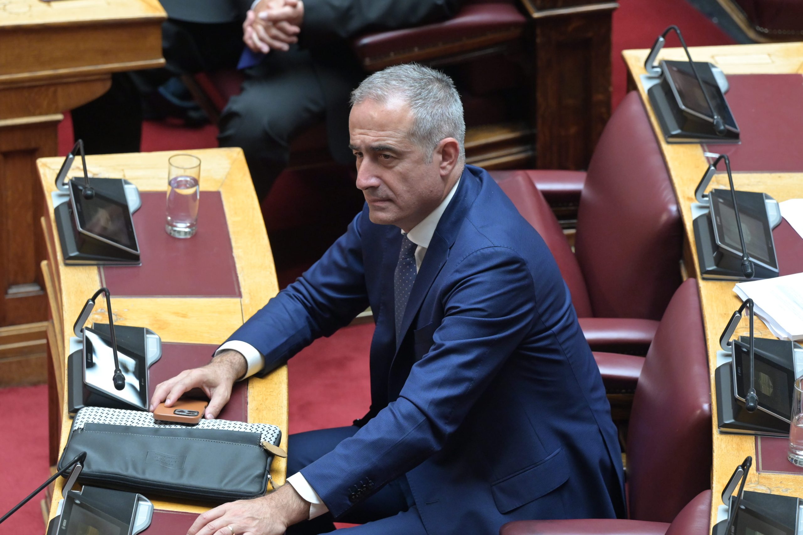 Παρέμβαση του βουλευτή ΠΕ Κοζάνης Στάθη Κωνσταντινίδη στον Αντιπρόεδρο της Κυβέρνησης Κωστή Χατζηδάκη: «Η Ρήτρα Δίκαιης Μετάβασης, ως έκφραση κοινωνικής δικαιοσύνης, συνοχής και ανάπτυξης για τις περιοχές σε απολιγνιτοποίηση, πρέπει να περιλαμβάνει και την κατ’ εξαίρεση διατήρηση κρατικών δομών και υπηρεσιών, ιδίως σχολικών μονάδων, στις περιοχές αυτές κατά το μεταβατικό διάστημα». 